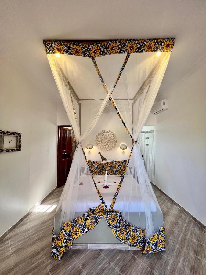 Gadea Boutique Hotel& Gadea Garden Italian Restaurant (adults Only) Hotel de apartamente 2*